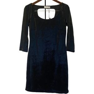 2for$35 NWT Vero Moda Velvet Tight Keyhole Black Mini Dress. Size Medium.